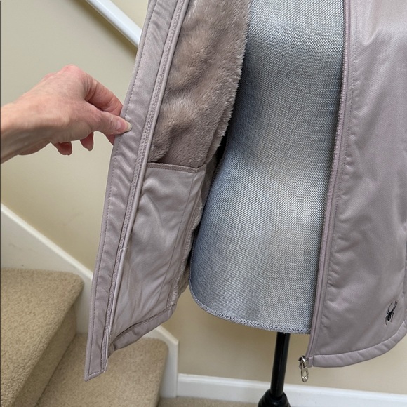 Spyder Women's Hooded Jacket in light mauve color. Size M. Soft faux fur inside. - Picture 12 of 16
